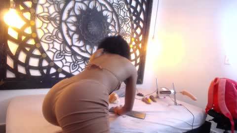 salome online show from 02/17/26, 02:24