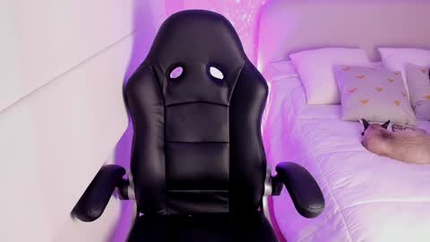 salo online show from 01/19/25, 04:01