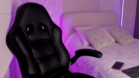 salo online show from 02/04/25, 03:00