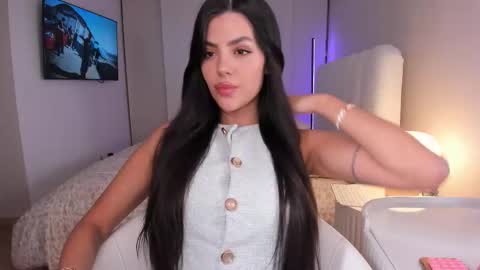 salo online show from 09/29/25, 03:00