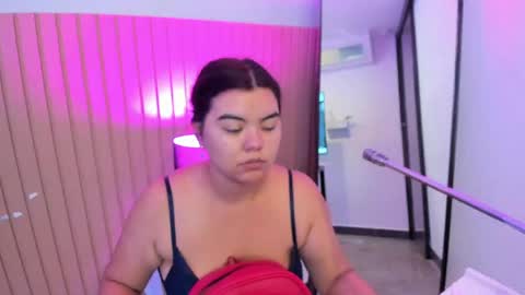 Snapshot of salomee_bigboobs chatting on 05/10/26, 03:33 Salome online show from 05/10/26, 03:33