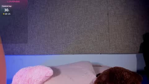 Snapshot of salomeferreira_ chatting on 11/10/25, 05:23 Salome Ferreira online show from 11/10/25, 05:23