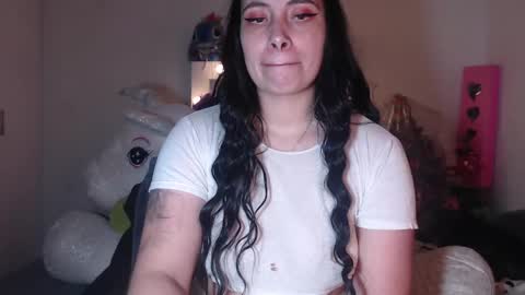 yenny online show from 12/24/24, 04:22