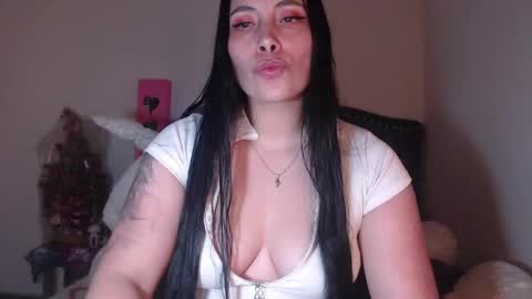 yenny online show from 01/28/25, 04:29