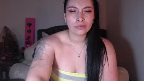 yenny online show from 03/04/25, 07:19