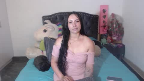 yenny online show from 12/05/25, 03:48