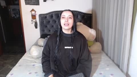 yenny online show from 03/31/26, 03:30