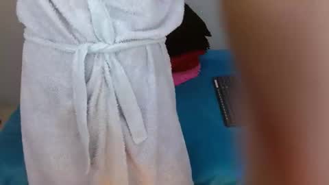 martina online show from 01/12/25, 01:05