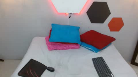 martina online show from 02/15/25, 10:22