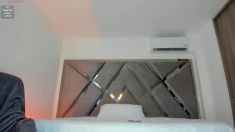 Salomme Cruz online show from 12/19/25, 08:38