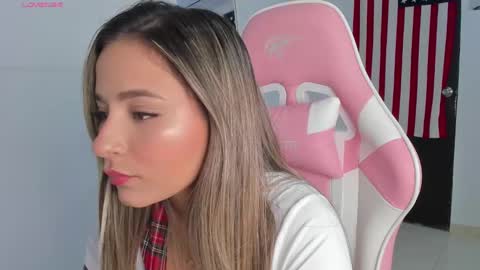 Snapshot of saloome_miller chatting on 09/14/25, 02:33 Salome online show from 09/14/25, 02:33