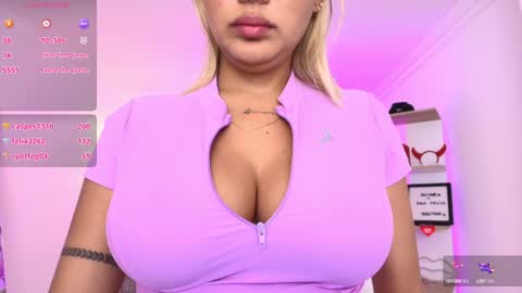 Snapshot of saloomee__ chatting on 01/13/25, 02:11 SALOME online show from 01/13/25, 02:11