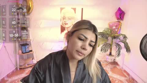 Snapshot of saloomee__ chatting on 09/19/25, 11:11 SALOME online show from 09/19/25, 11:11