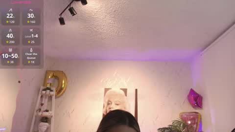Snapshot of saloomee__ chatting on 10/03/25, 11:07 SALOME online show from 10/03/25, 11:07