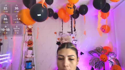 Snapshot of saloomee__ chatting on 10/22/25, 11:21 SALOME online show from 10/22/25, 11:21