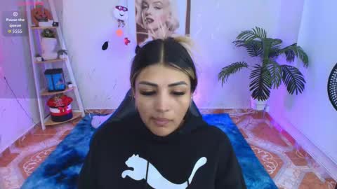 Snapshot of saloomee__ chatting on 01/06/26, 11:51 SALOME online show from 01/06/26, 11:51