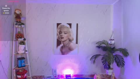 Snapshot of saloomee__ chatting on 04/07/26, 09:15 SALOME online show from 04/07/26, 09:15