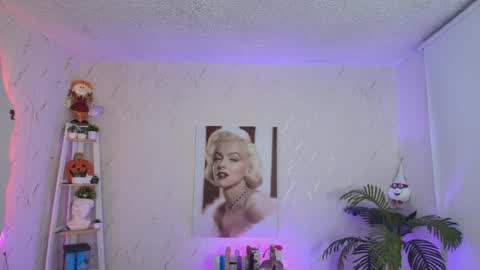 Snapshot of saloomee__ chatting on 04/11/26, 10:08 SALOME online show from 04/11/26, 10:08