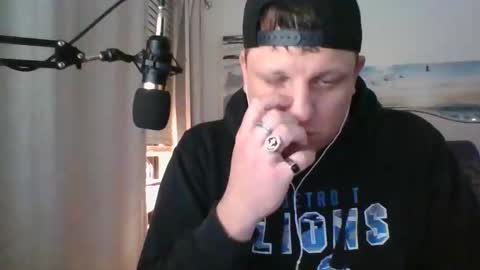 salsbud2022 online show from 01/03/25, 07:49