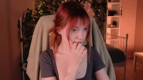 Snapshot of salt_mira chatting on 04/15/26, 05:47 salt_mira online show from 04/15/26, 05:47