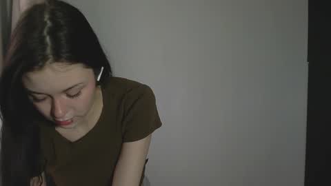 Snapshot of saltedcaramely chatting on 03/26/26, 09:15 SaltedCaramely online show from 03/26/26, 09:15