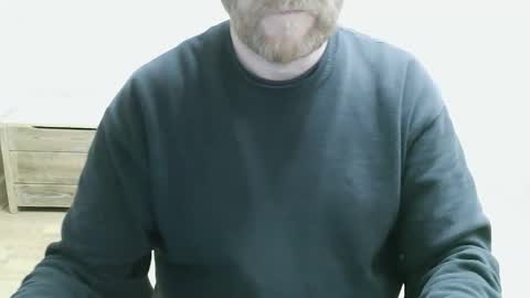 Snapshot of saltimbanquier chatting on 04/05/26, 08:39 Saltimbanquier Salt ou Banquier online show from 04/05/26, 08:39