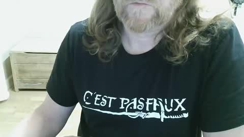 Snapshot of saltimbanquier chatting on 04/20/26, 08:32 Saltimbanquier Salt ou Banquier online show from 04/20/26, 08:32