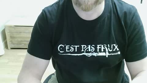 Snapshot of saltimbanquier chatting on 04/21/26, 11:38 Saltimbanquier Salt ou Banquier online show from 04/21/26, 11:38