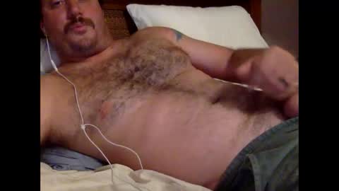 Snapshot of salty612 chatting on 11/04/25, 10:58 salty612 online show from 11/04/25, 10:58