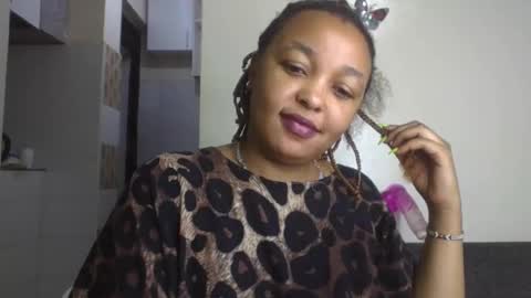 salty_surprise_ online show from 12/03/24, 01:08