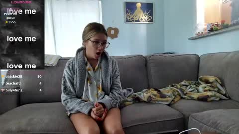 Salty Captain 69  Hat Girl 69 online show from 10/09/25, 02:15