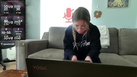 Salty Captain 69  Hat Girl 69 online show from 10/15/25, 01:44