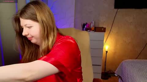 Snapshot of salut_love chatting on 04/04/26, 04:33 Ruby online show from 04/04/26, 04:33