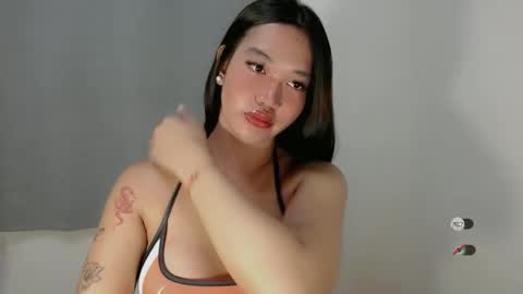 Snapshot of salva_fuckdoll chatting on 11/24/25, 10:53 Salva online show from 11/24/25, 10:53