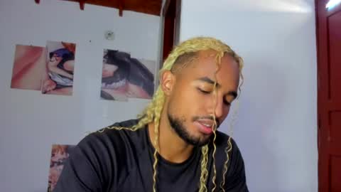Snapshot of salvatore_amator chatting on 06/11/26, 01:53 salvatore_amator online show from 06/11/26, 01:53