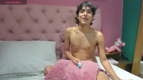 salvatore  online show from 01/12/25, 03:39