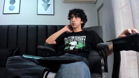 salvatore  online show from 03/05/25, 05:39