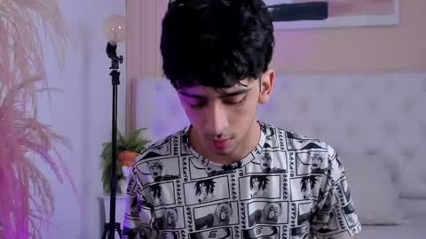 salvatore  online show from 10/06/25, 09:01