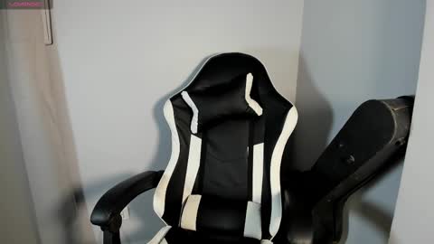 Snapshot of salvatore_montt chatting on 02/15/25, 03:42 salvatore_montt online show from 02/15/25, 03:42