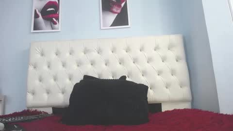 Snapshot of saly_moon chatting on 01/09/25, 04:49 saly moon online show from 01/09/25, 04:49