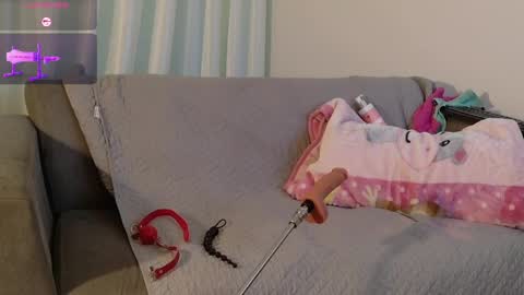 saly_moon1 online show from 05/05/26, 12:18