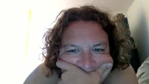 Snapshot of sam447105 chatting on 07/07/26, 11:25 sam447105 online show from 07/07/26, 11:25
