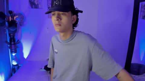 sam__cute online show from 01/16/25, 01:06