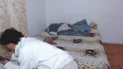 sam__cute online show from 12/04/25, 04:22