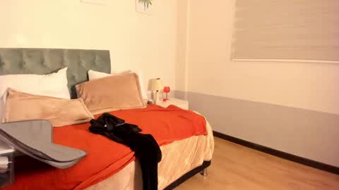 Sam and Molly online show from 01/28/25, 01:29