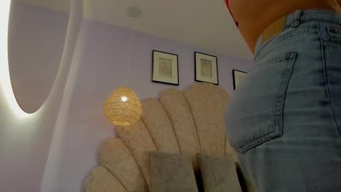 Sam online show from 09/26/25, 11:47