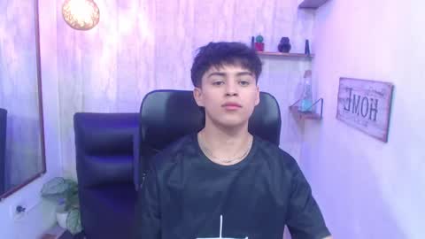 Snapshot of sam_daves chatting on 02/06/25, 01:21 Sam online show from 02/06/25, 01:21