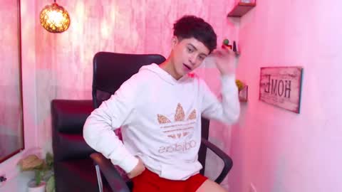 Snapshot of sam_daves chatting on 03/08/25, 01:03 Sam online show from 03/08/25, 01:03