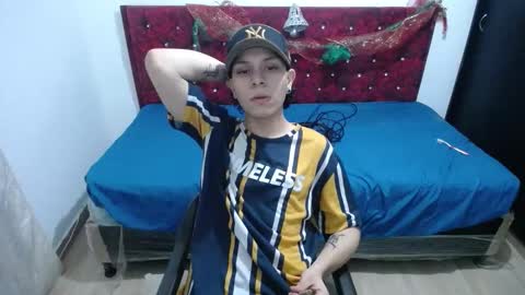 Snapshot of sam_demon_ chatting on 12/23/25, 03:15 Sam online show from 12/23/25, 03:15