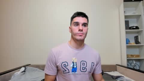 Snapshot of sam_huston18 chatting on 12/14/24, 12:33 BACK IN 2 WEEKS online show from 12/14/24, 12:33